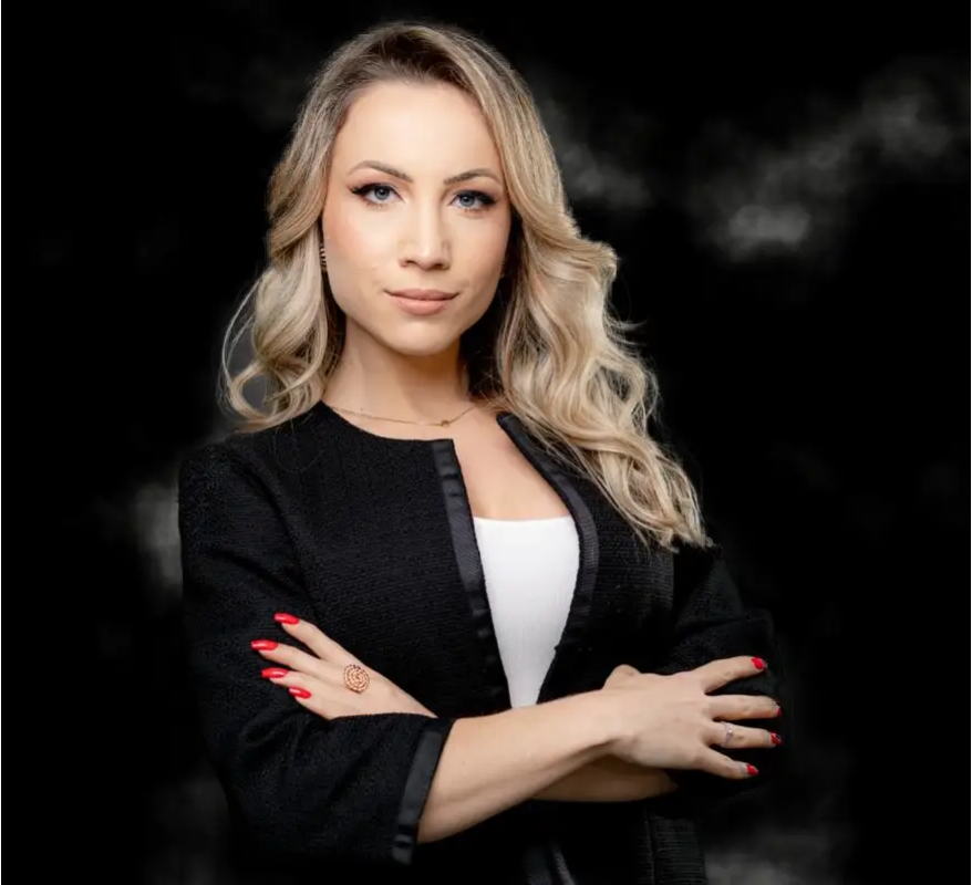 Dra. Gilmara Nagurnhak